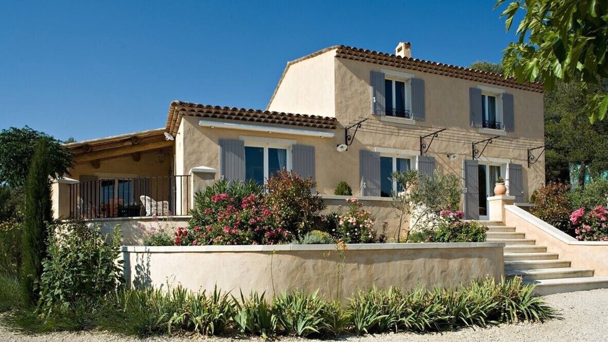 Crillon-le-Brave House | Provencal house, quality abode.