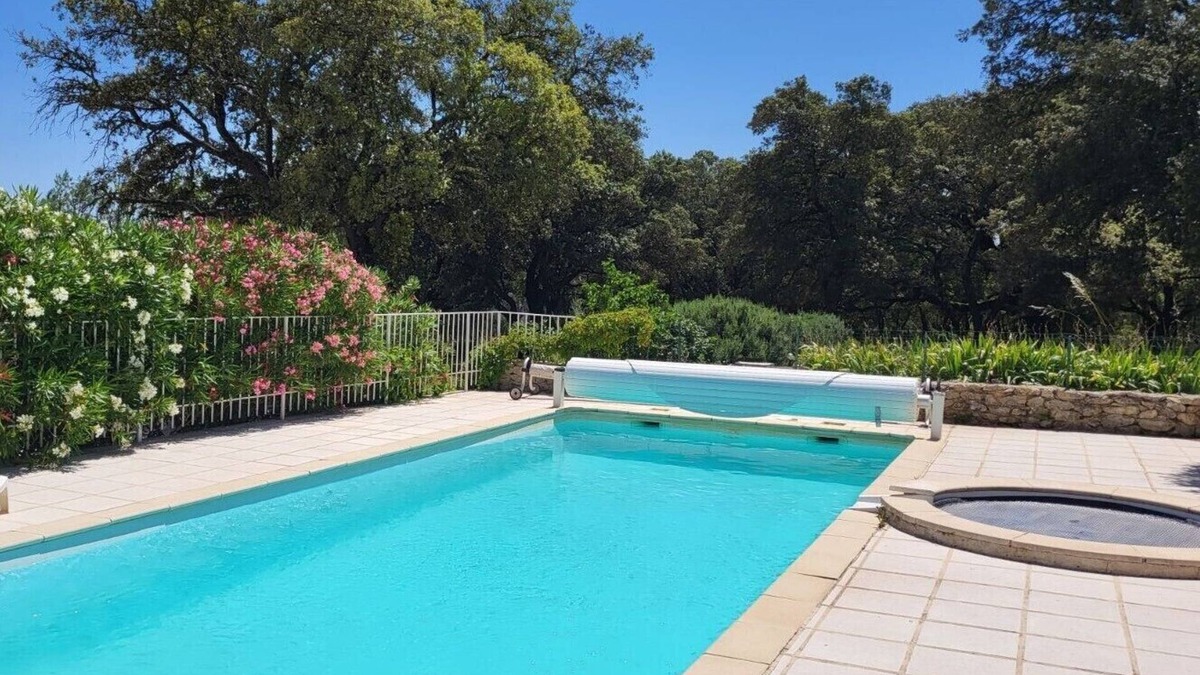 Grignan House | Provencal mas tt comfort with a clear view on the Mont Ventoux pool