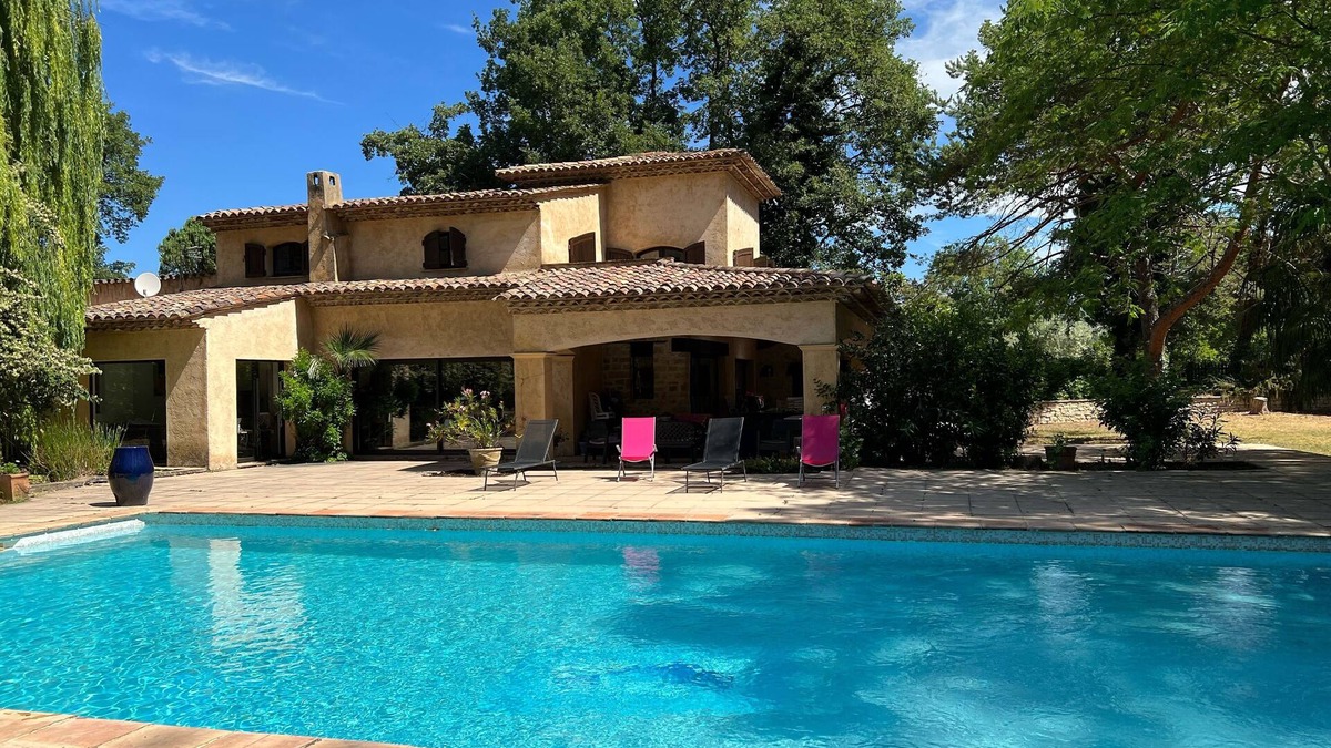 Callian Villa | PROVENCAL VILLA WITH LARGE SWIMMING POOL AND GARDEN