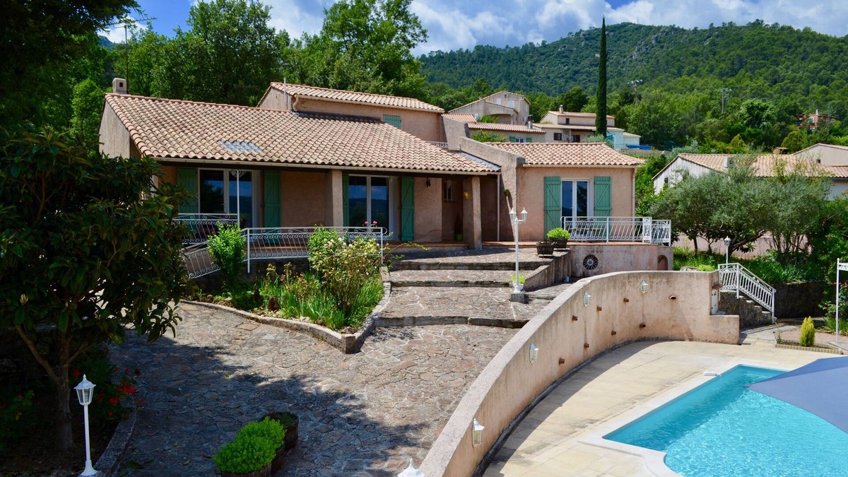 Les Censies House | Provencal villa with swimming pool and mature garden in the heart of Green Provence