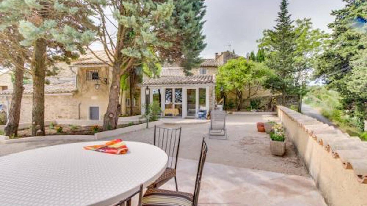 Uchaux House | Provence Dream Chateau