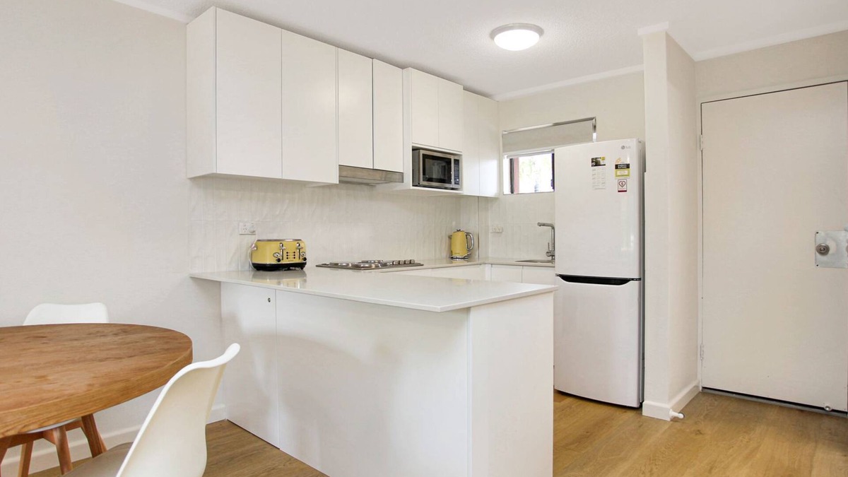Hawks Nest Apartment | Providence Apartment 5