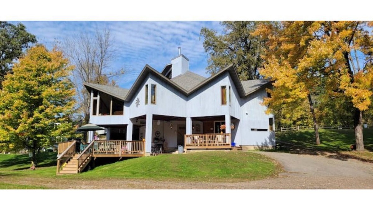 Neillsville Cabin | Provision Lodge