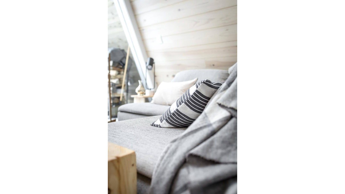 Thorne Ski Chalet | Prunella No. 1