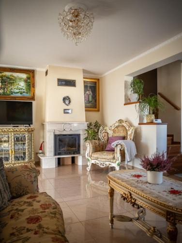 Rzeszow Villa | Prywatny Dom z Ogrodem Self check-in Faktura