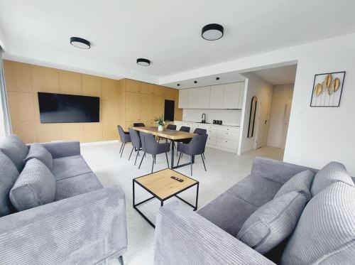 Podgorze Apartment | Przestronny apartament, ogródek, bezpłatne miejsca postojowe w garażu, AWG APARTMENTS
