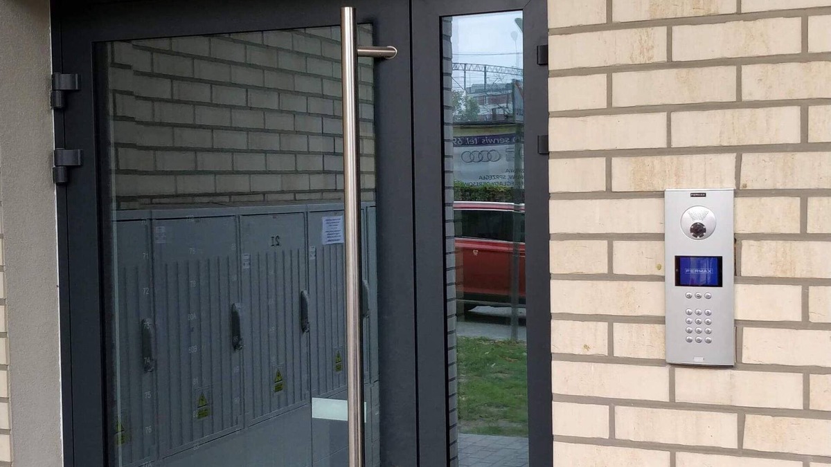 Fabryczna Apartment | Przytulna kawalerka z wanną i wygodnym łóżkiem tuż obok Magnolia Park