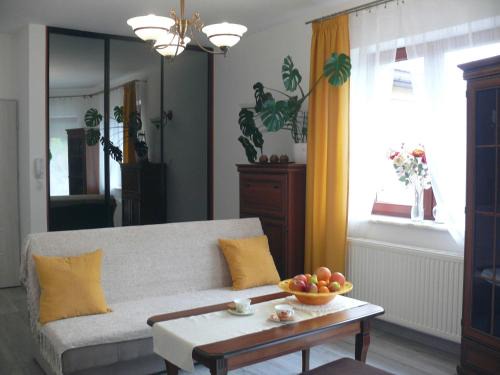 Bielany Wroclawskie Apartment | Przytulny Apartament z Parkingiem na przedmieściach Wrocławia by Noclegi Renters