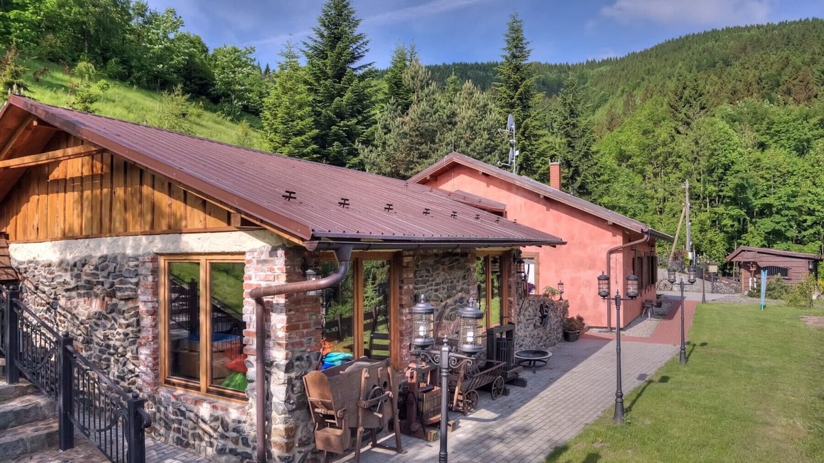Frydlant nad Ostravici Villa | Pstruzi MPTM562