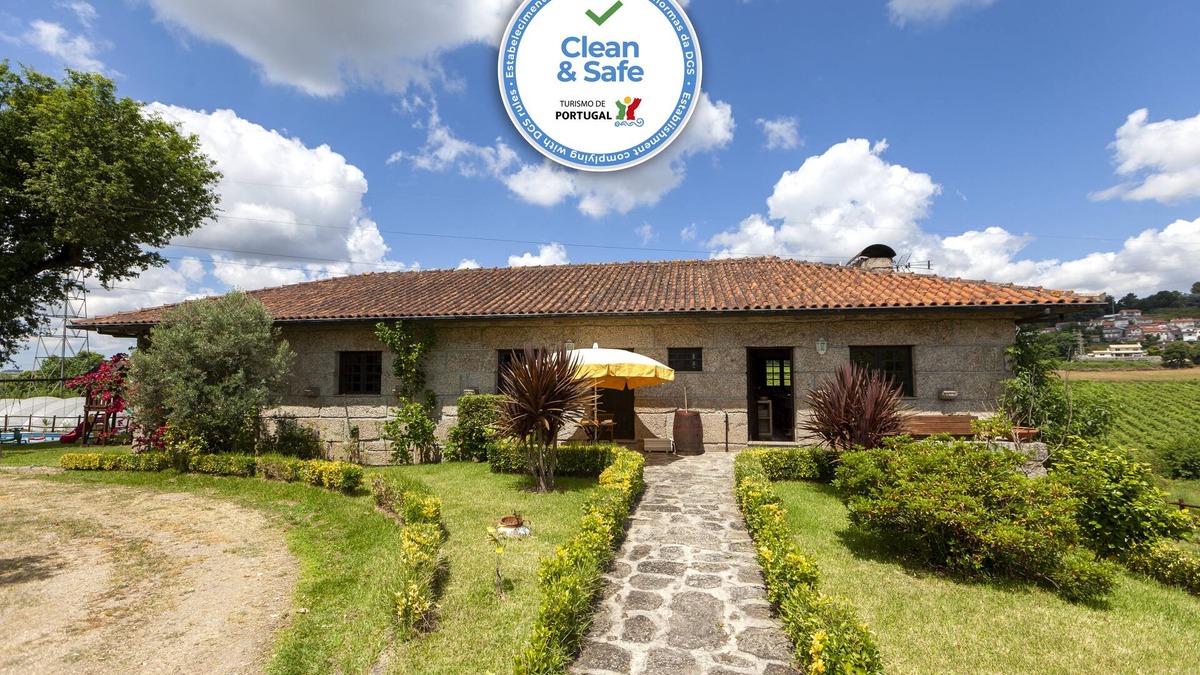 Pevidem House | Quinta de Carvalhal - Holiday Home