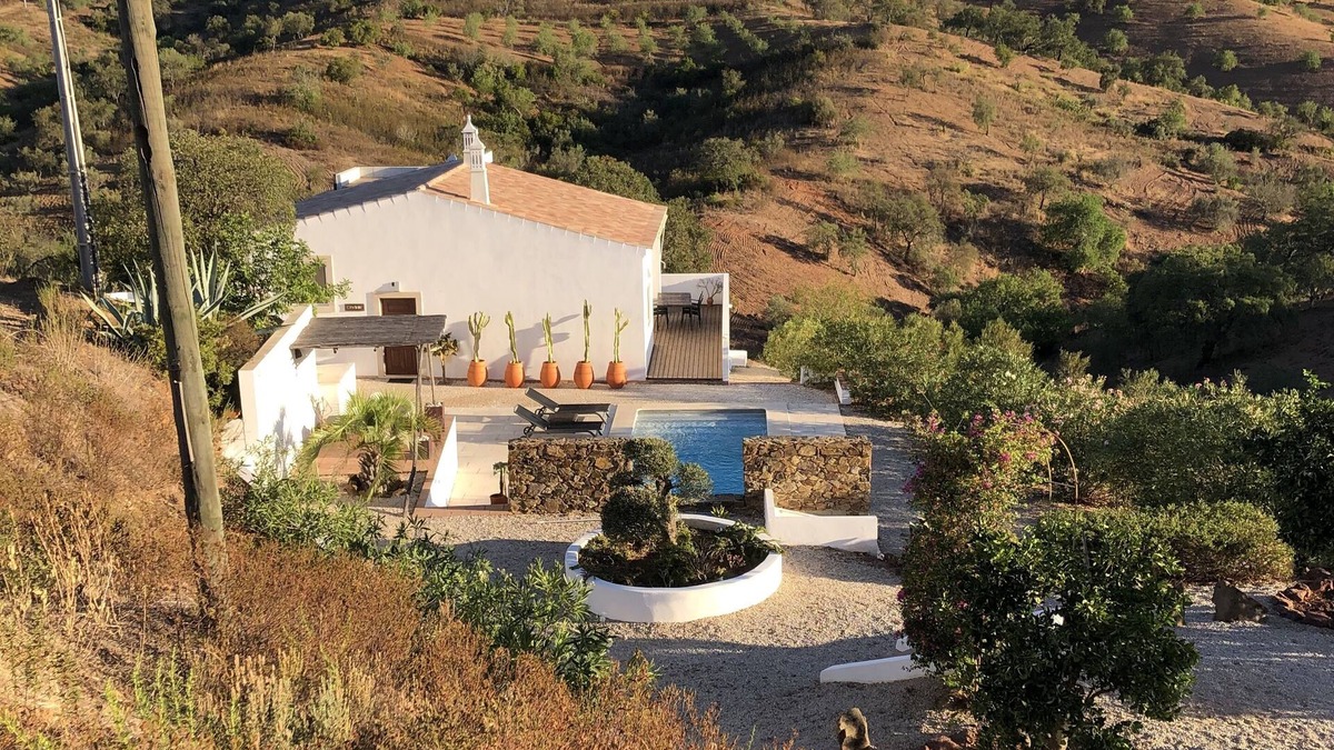 Fonte do Bispo Villa | Private house with private swimmingpool in a quite beautiful nature.