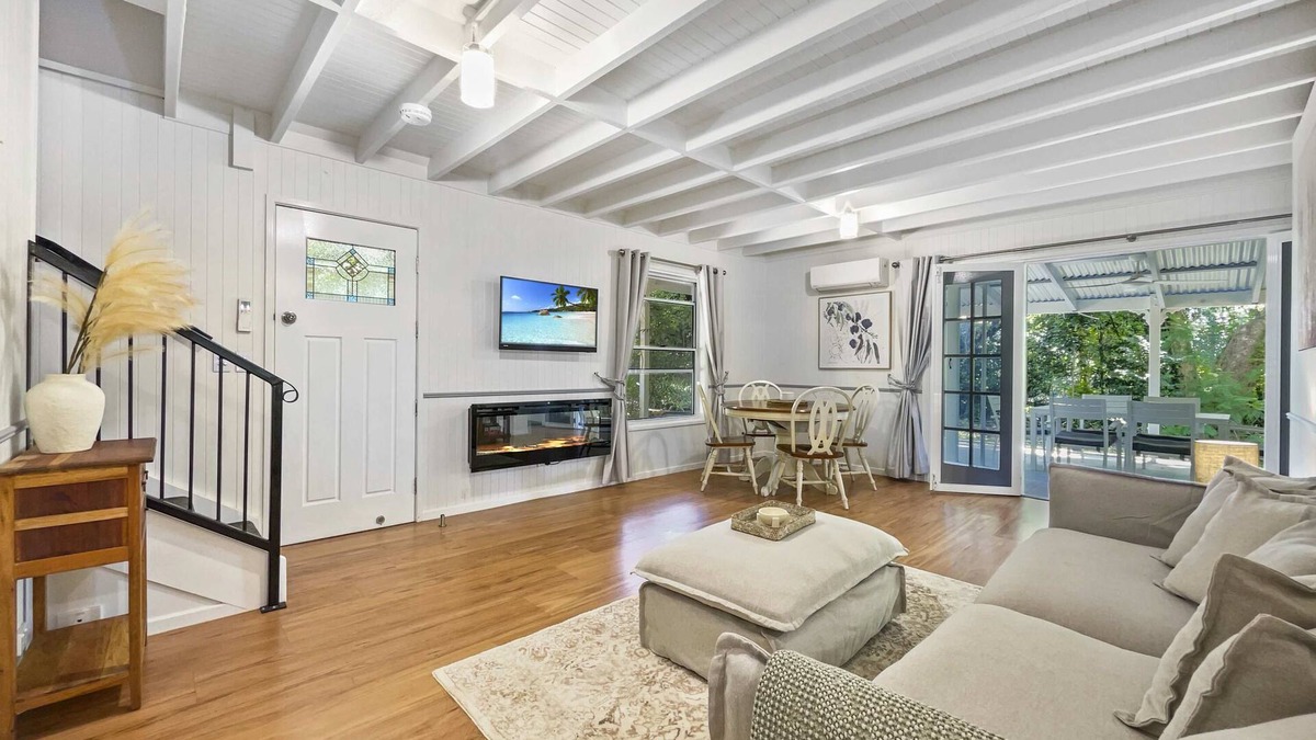 Balmoral Ridge House | Puddleduck Cottage 5 mins to Maleny