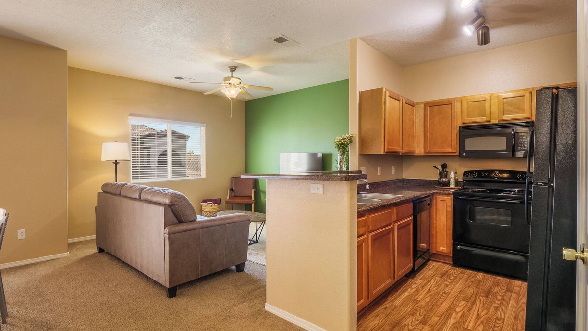 Paradise Hills Civic Apartment | ~Pueblo Paradise~nCome Inside, Your Enchanting Oasis Awaits!