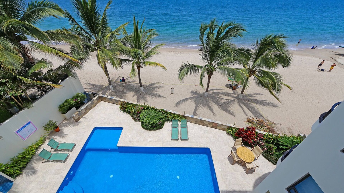 Colonia 5 de Diciembre Condo | 💙PUERTA AL MAR💙 DOWNTON-ON THE BEACH-DIRECT OCEAN VIEWS-POOL/WALK EVERYWHARE