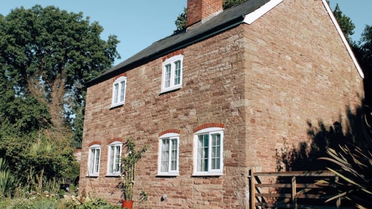 How Caple Cottage | Pump Cottage - Cosy Herefordshire Cottage