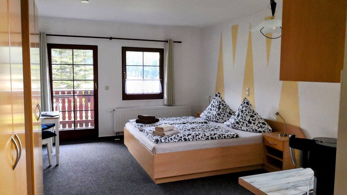 Abhorn Condo | Pumphut' barn Holiday apartments in the Vogtland near the Plohn amusement park