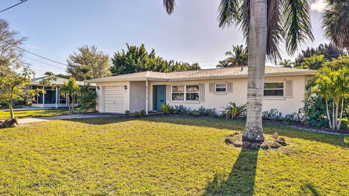 Punta Gorda House | Punta Gorda Home with Backyard ~ 1 Mile to Dtwn!