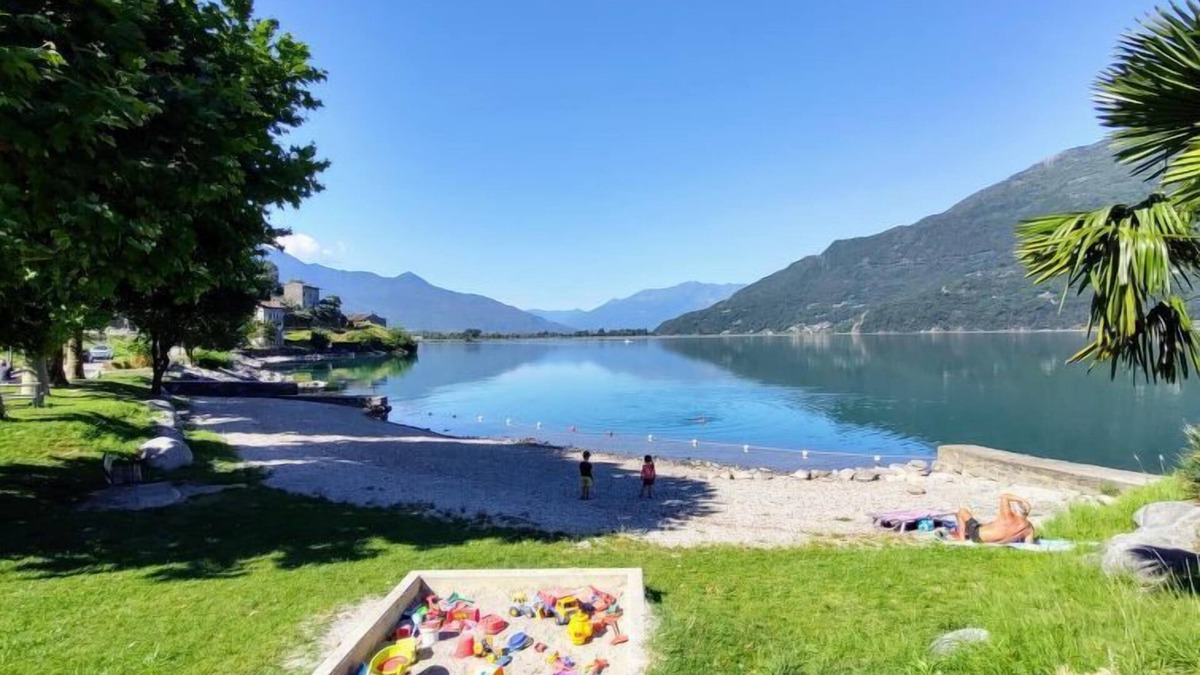 Verceia Apartment | Punto Lago by Interhome