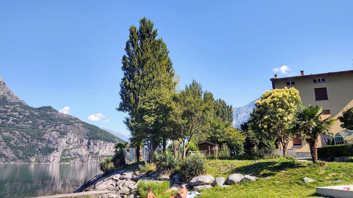 Verceia Apartment | Punto Lago by Interhome