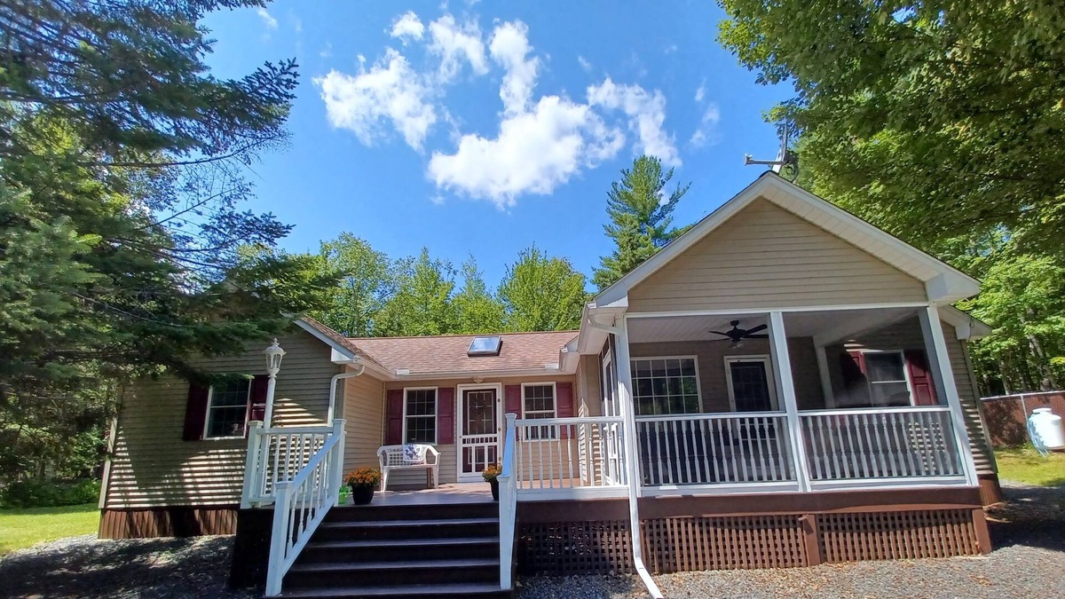 Athens House | Pure relaxation, fresh air and lots of privacy. Lakes and waterfalls nearby.