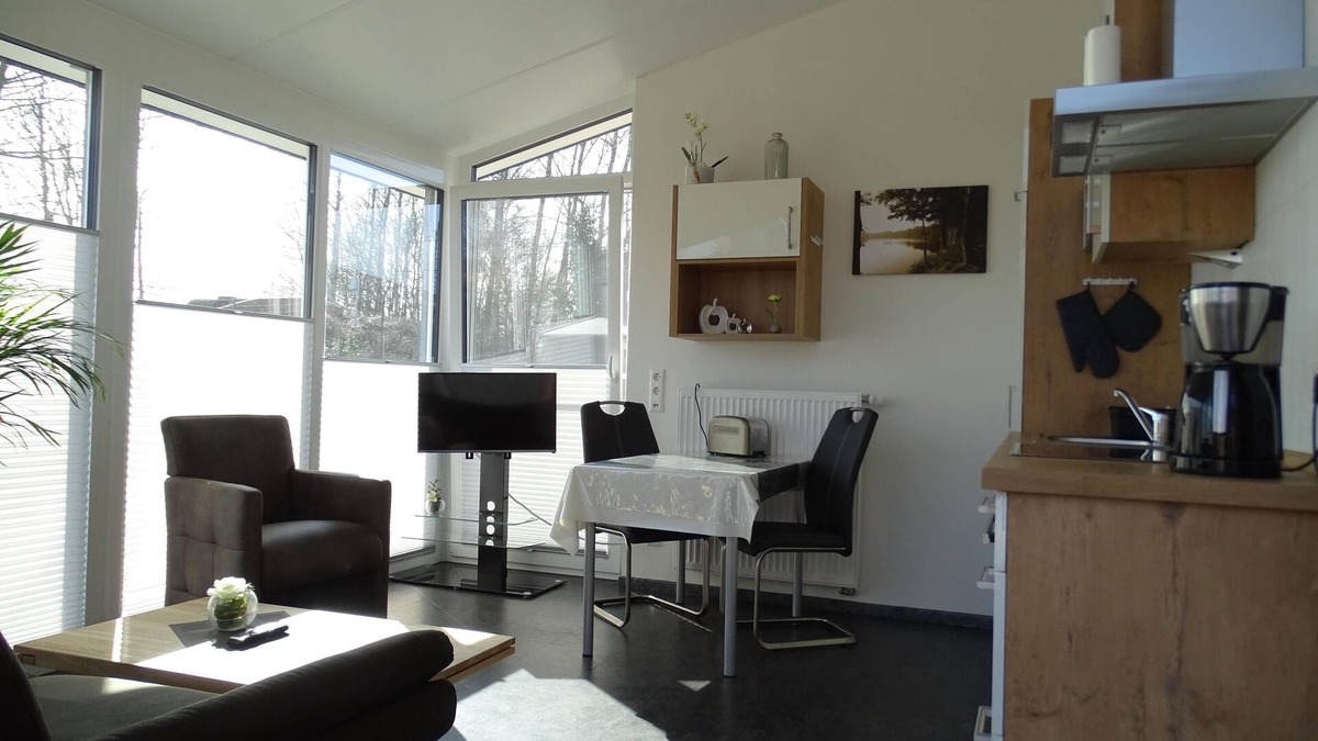 Haddorfer Seen Apartment | "Pure relaxation in the birch grove: your retreat in nature!"