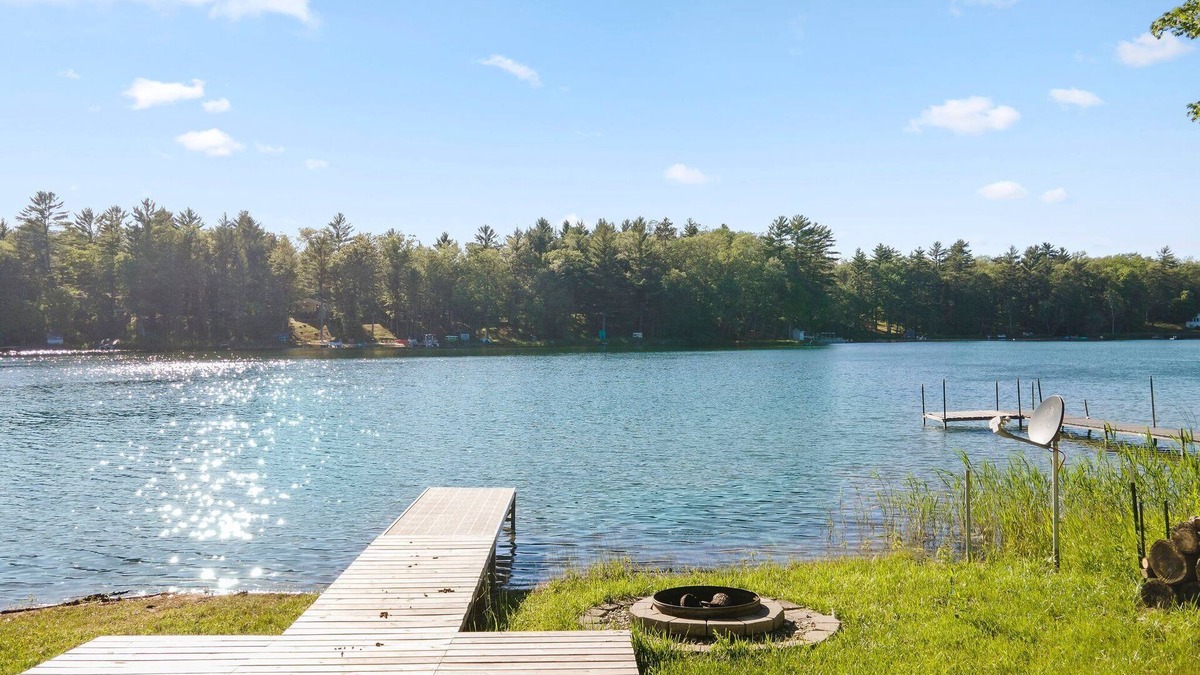 Baldwin Cabin | Putman Lake Cabin & Bunkhouse | Beach | AC | Fish