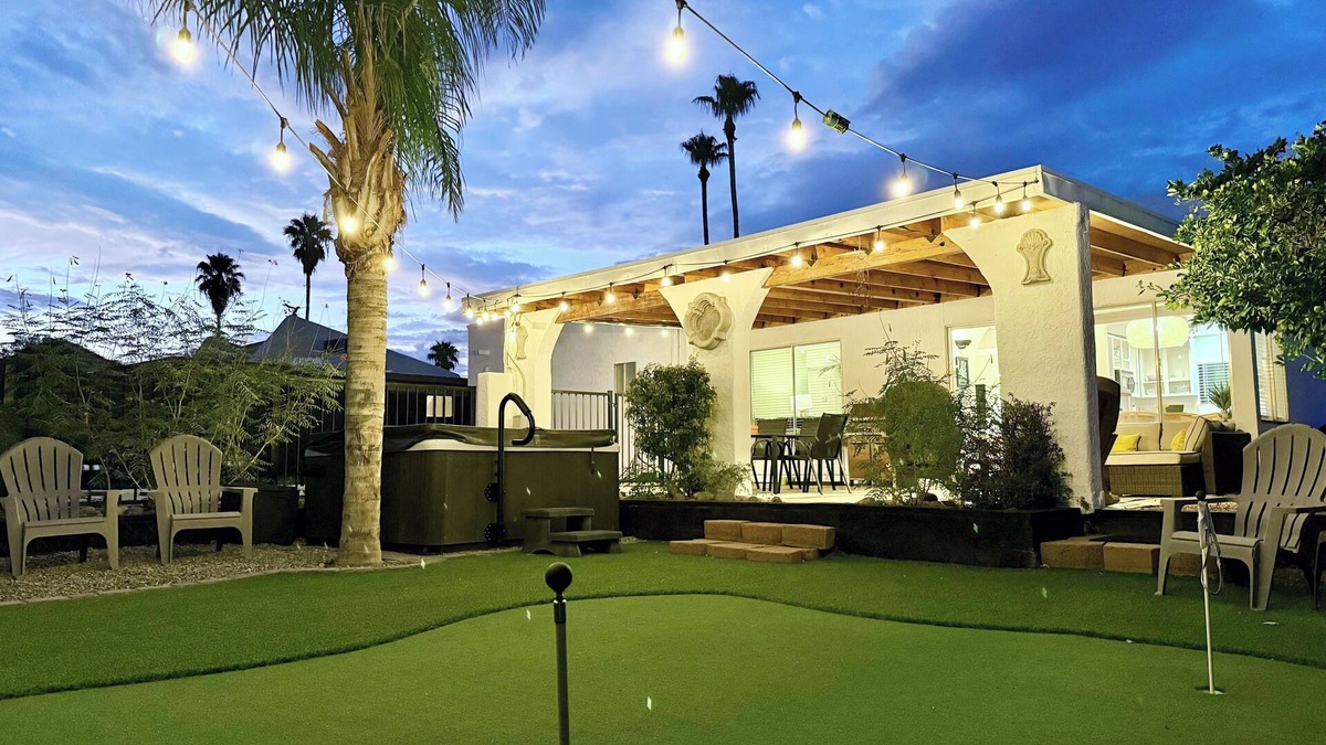 Westside Development House | Putt & Pool Paradise, Hike, Bike out your front door, 3bd/2ba, Central Location
