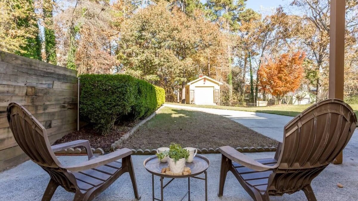 Buford House | PVT Basement/Near Mall of GA/Pet Friendly/Sleeps 4