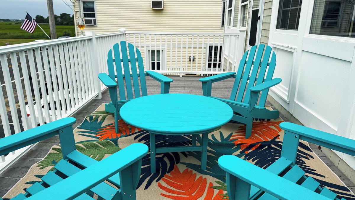 Salisbury House | Pvt West Facing Deck-Pro Design-AC-Beach Access