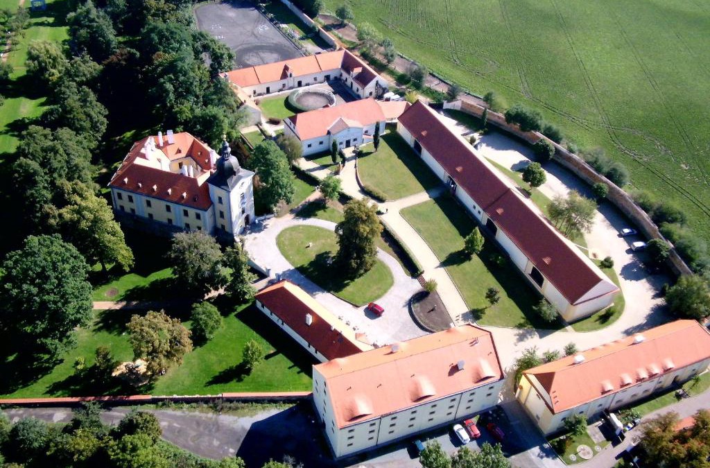 Prague 19 Hotel | Pytloun Chateau Hotel Ctěnice