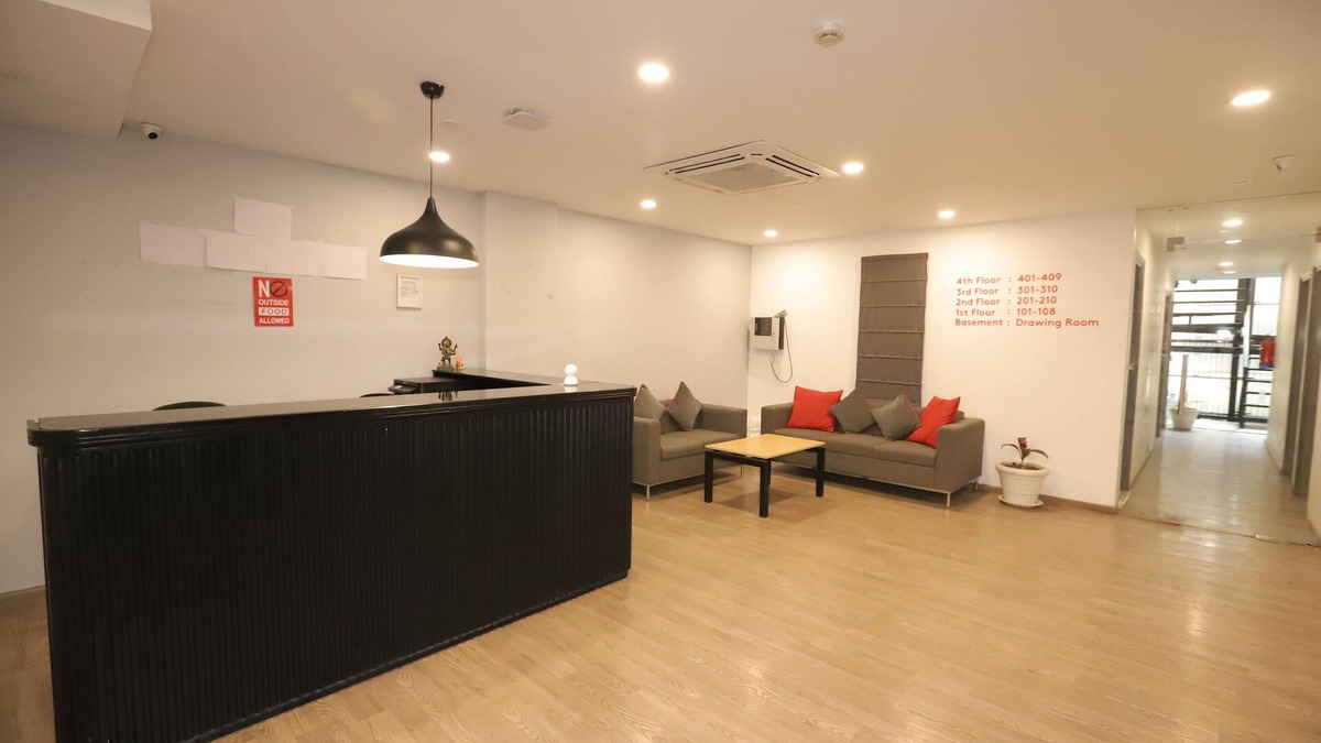 Anand Vihar Hotel | Qotel Hotel La Serene Gagan Vihar
