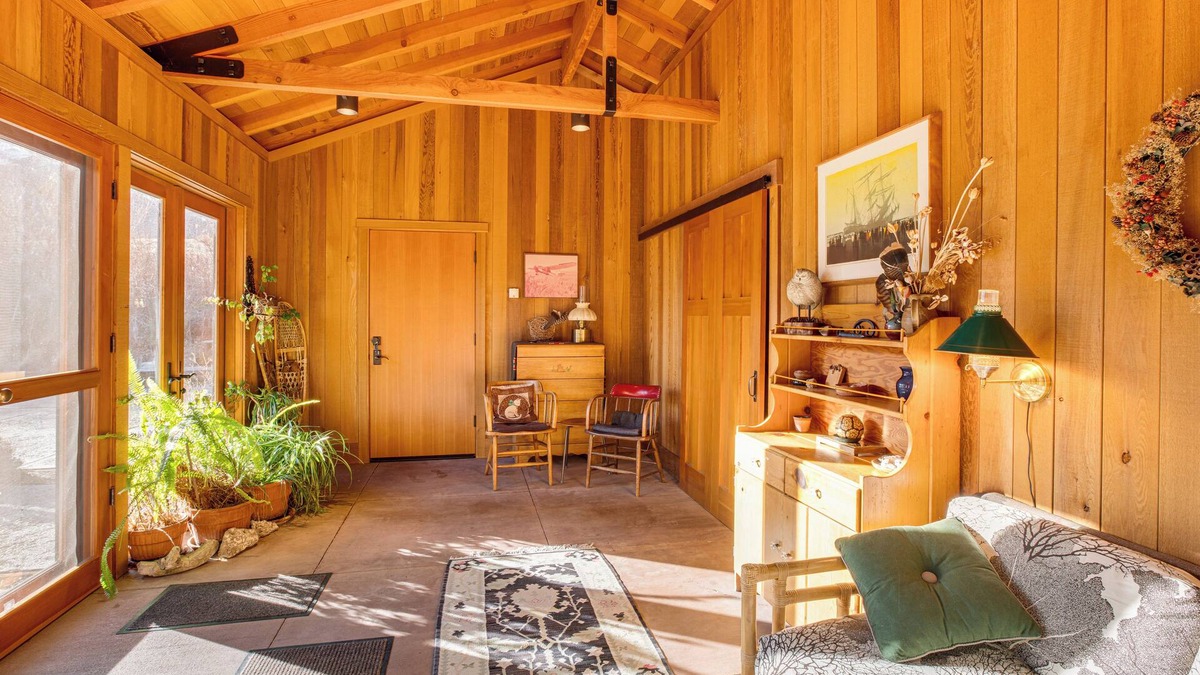 Alpine Village Cottage | 'Quail Hollow' on Carson River: Cottage Hideaway
