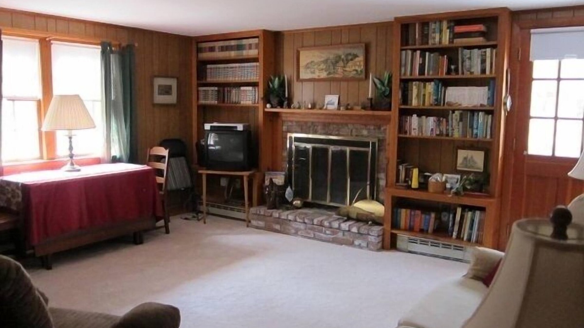 Wellfleet Cottage | Quaint 2BR Cottage in Wellfleet (1724)