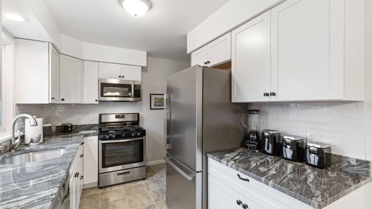 Clarkson House | Quaint 3BRDM: 3 miles-Brockport