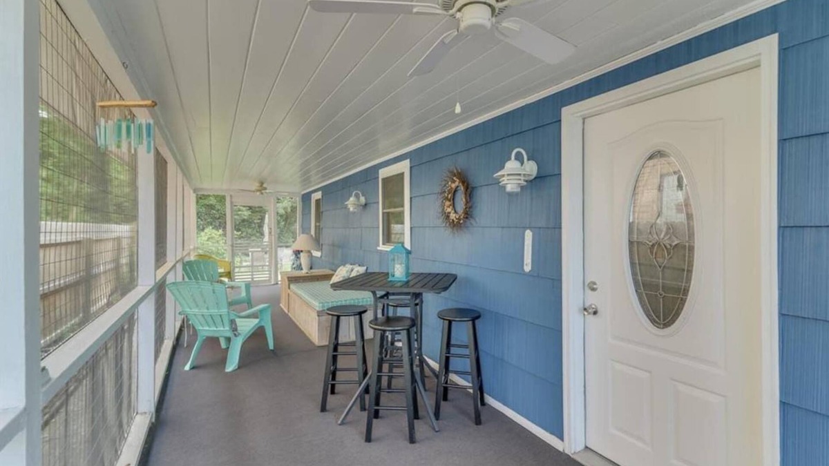 Rehoboth by the Sea Cottage | Quaint Beach Block Cottage, 100 steps to the beach