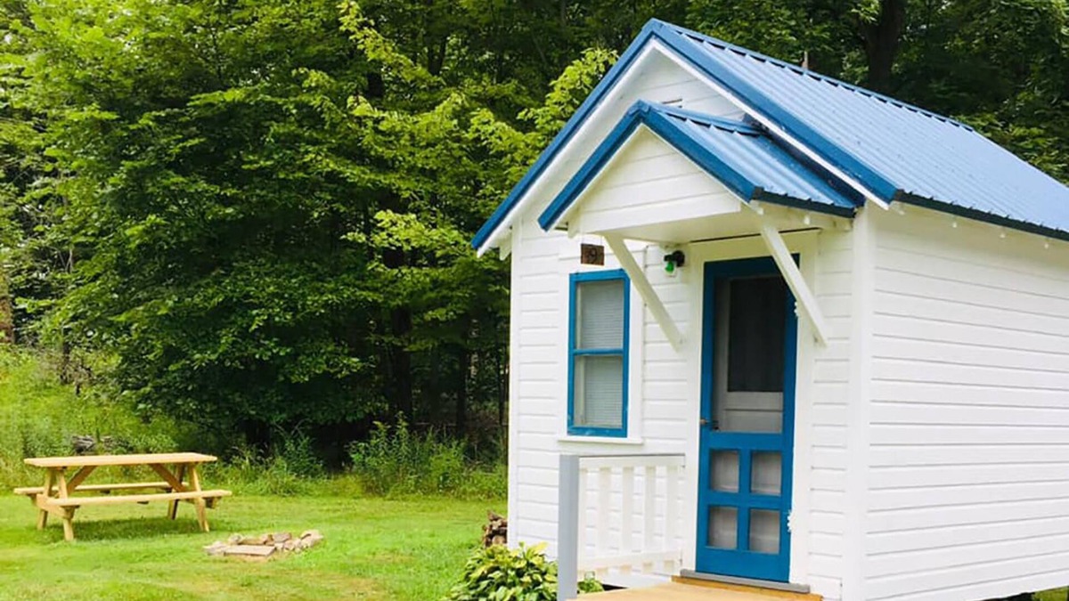 Westford Cottage | Quaint Cabin #9 - Pymatuning Lake