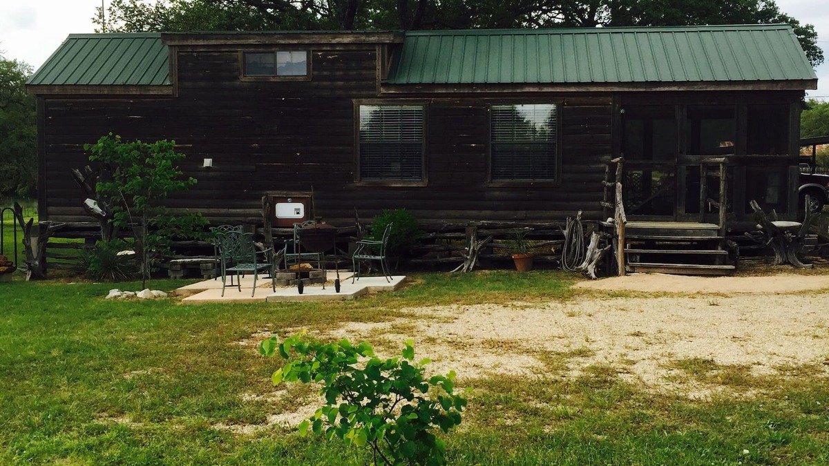 Johnson City Cabin | Quaint Cabin in the Woods, Wineries, Fredericksburg, Enchanted Rock