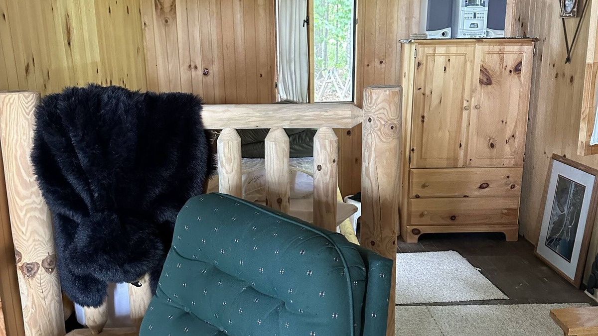 Walker Cabin | Quaint, cozy cabin on pristine Leech Lake. Great fishing!