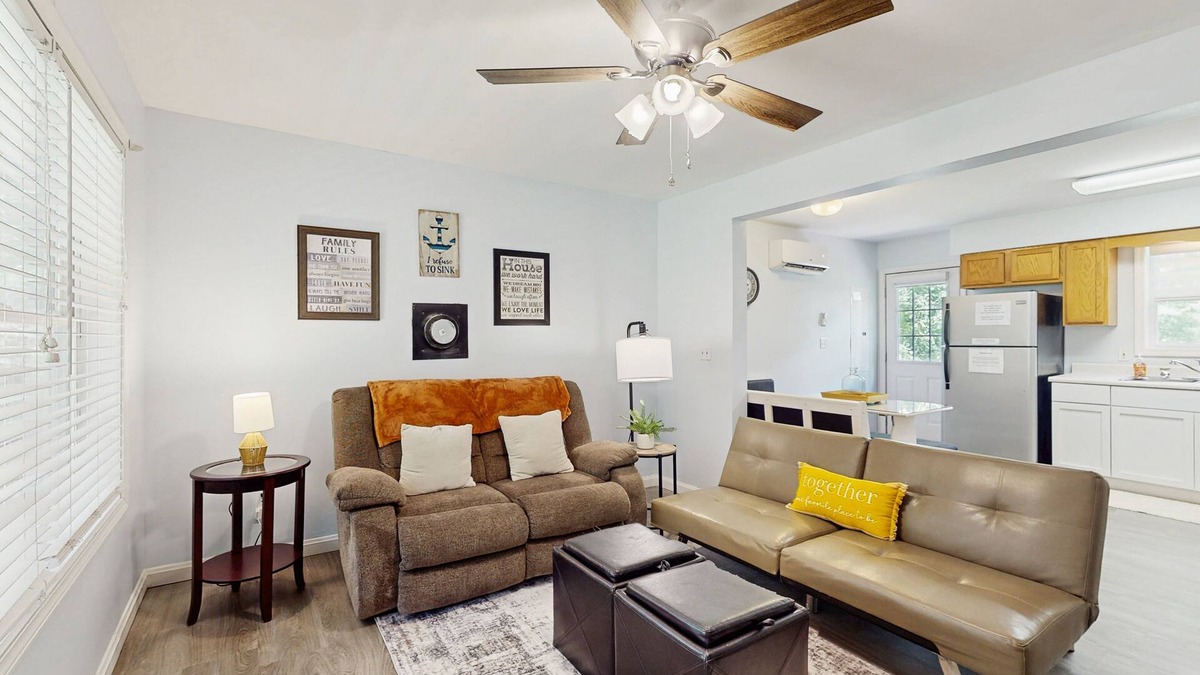 Thayerville Cottage | Quaint dog-friendly retreat near the lake w/wood stove, gas grill, & large yard