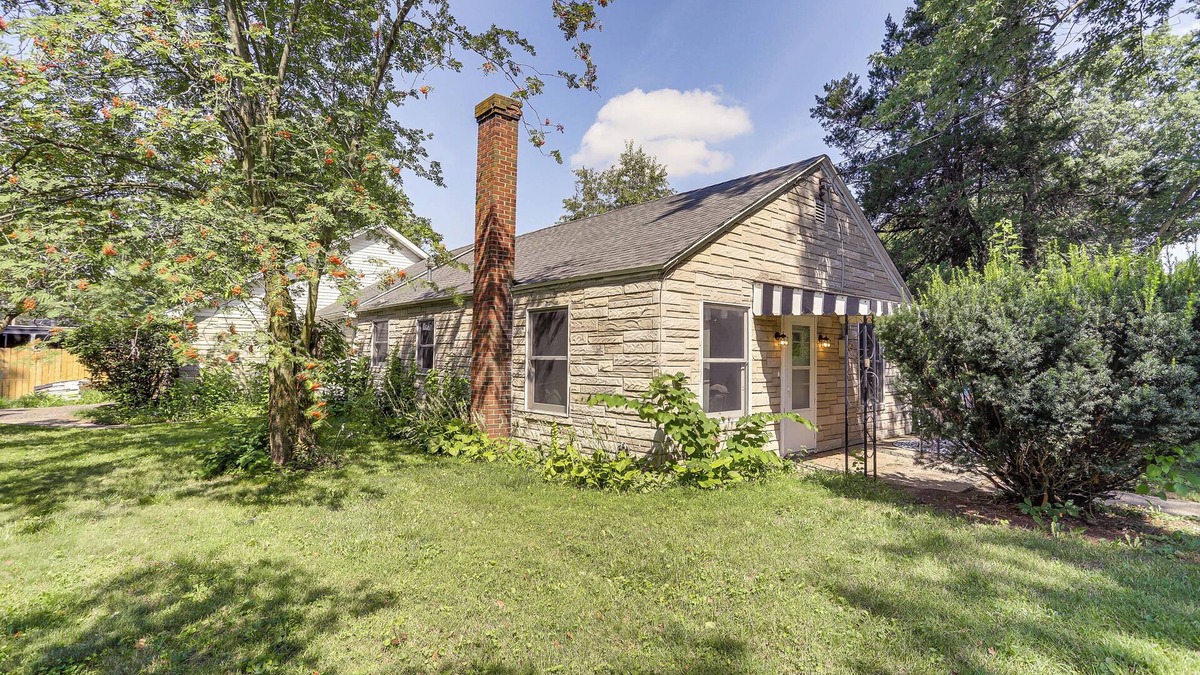 Hudson Lake House | Quaint Grams Lake Cottage: Pets Welcome!