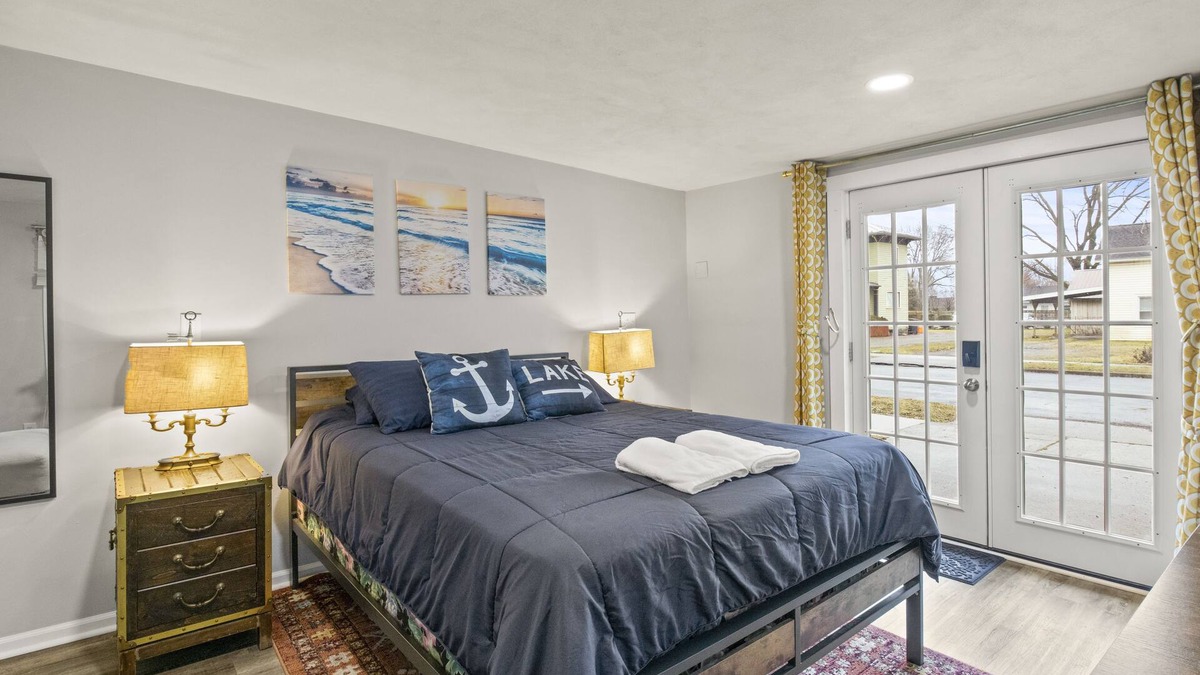 Watkins Glen Apartment | Quaint Guest House with walkable locale!