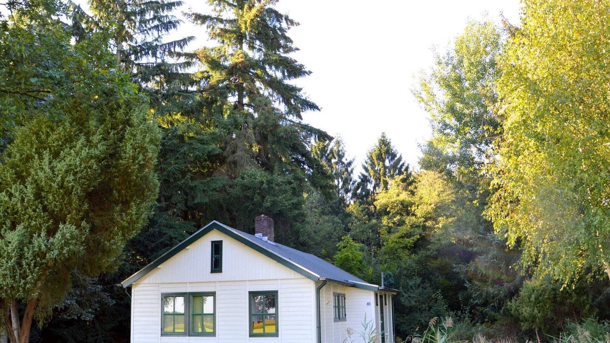 Maarheeze House | Quaint Holiday Home in Maarheeze with Terrace