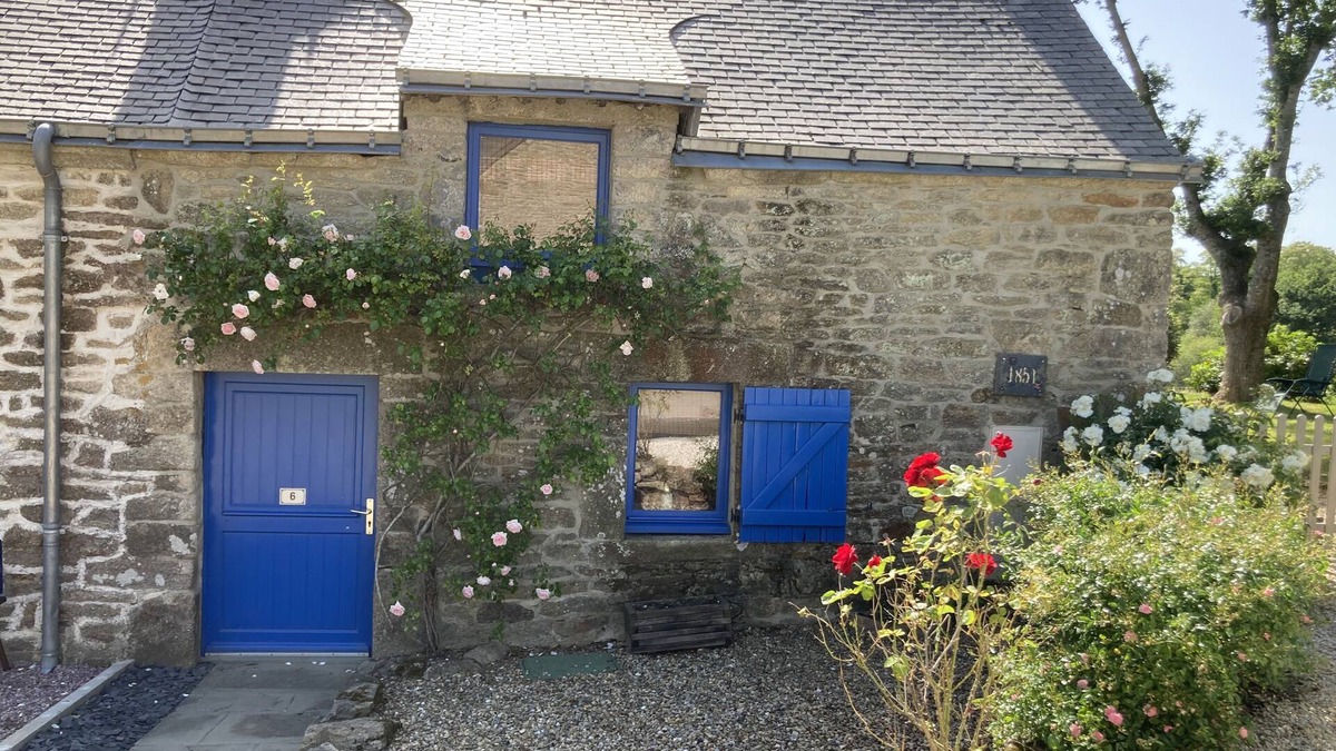 Lizio Cottage | Quaint little cottage with exceptional countryside views