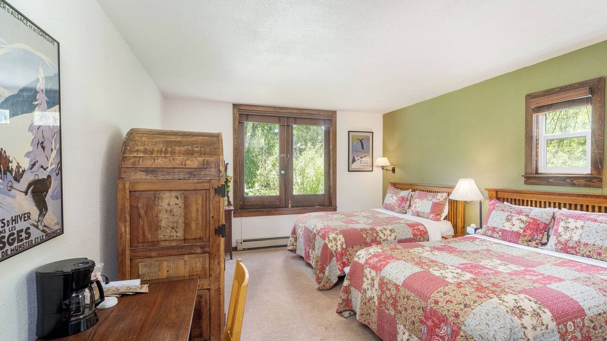Telluride Hotel | Quaint Lodge Close to Downtown With Prime River Location