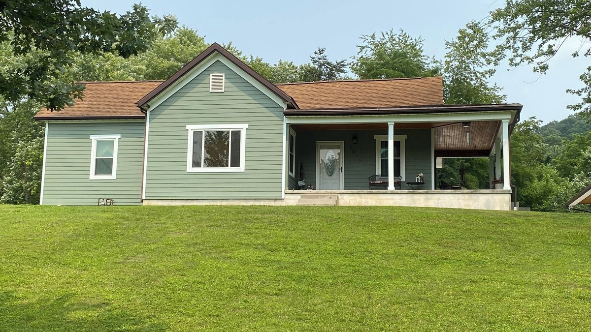 Portsmouth Cottage | Quaint, private setting, 3-4 miles from SOMC & KDMC hosp.