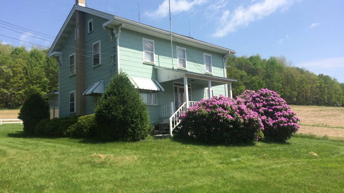 Coolspring Other | Quaint & Quiet 90 Acre Farmhouse