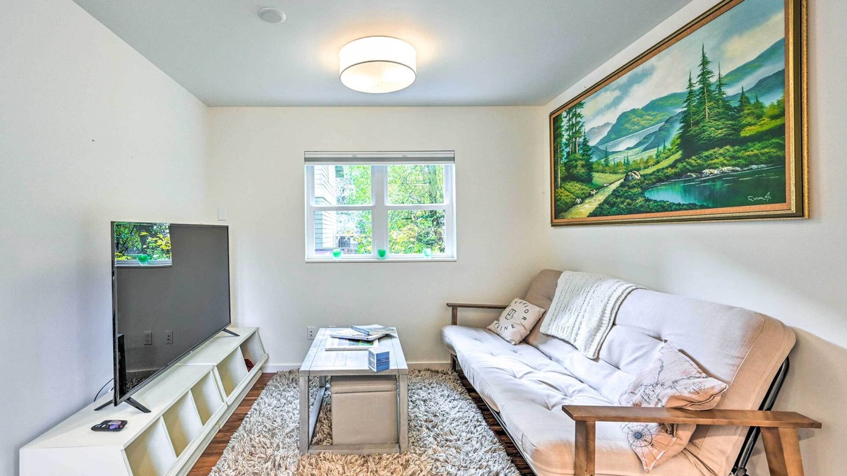 Minor Apartment | Quaint Seattle Retreat: 2 Mi to Capitol Hill!