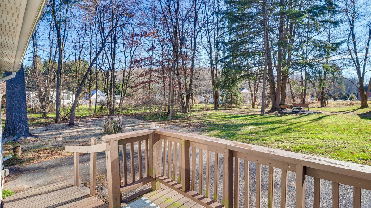 Tannersville Cottage | Quaint Tannersville Cottage ~ 2 Mi to Skiing!