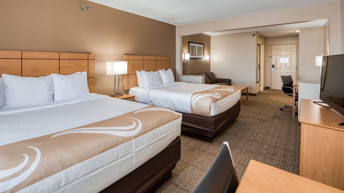 Springfield Hotel | Quality Inn and Suites Springfield Southwest near I-72