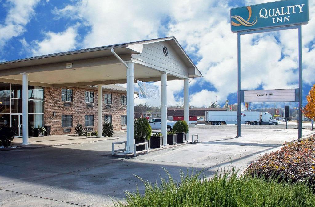 Caddo Valley Hotel | Quality Inn Arkadelphia - University Area